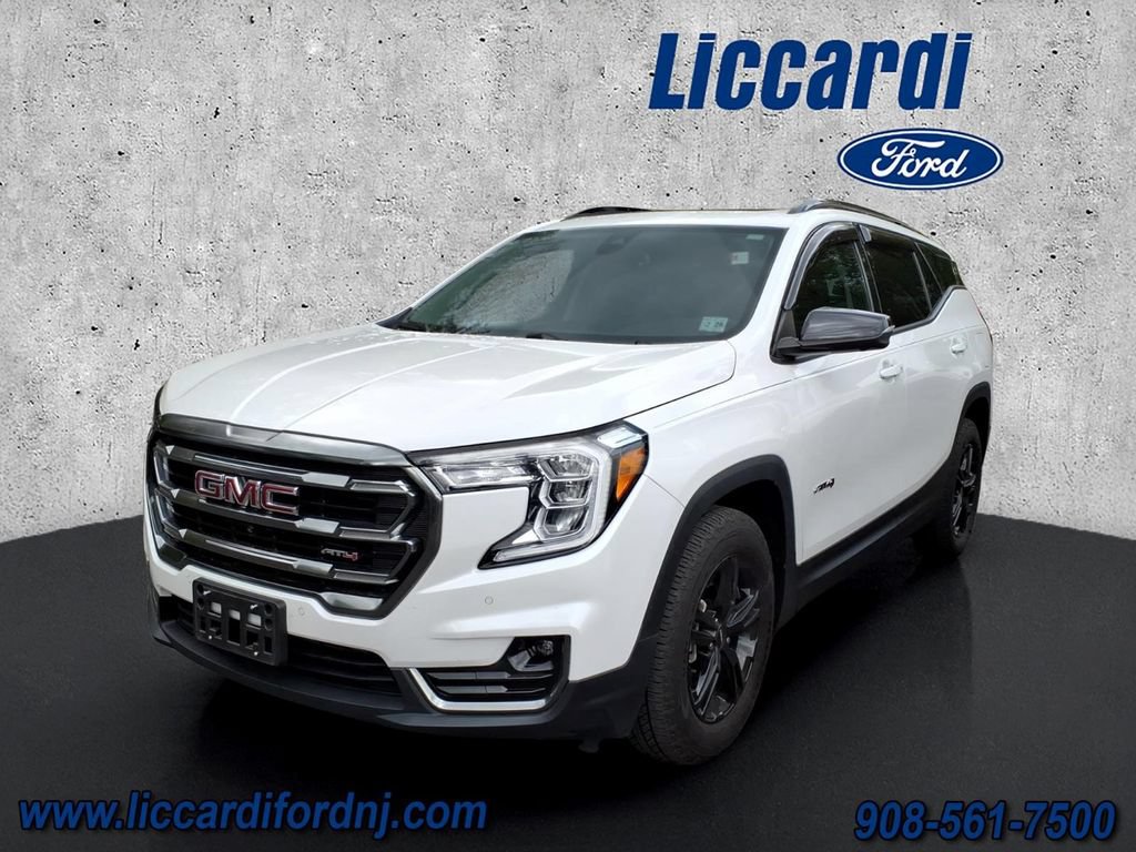 Used 2023 GMC Terrain AT4 w/ Tech Package AWD/4WD image 3