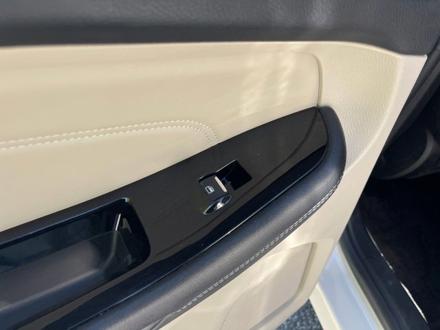 Certified 2017 Ford Edge Titanium w/ Equipment Group 301A image 26