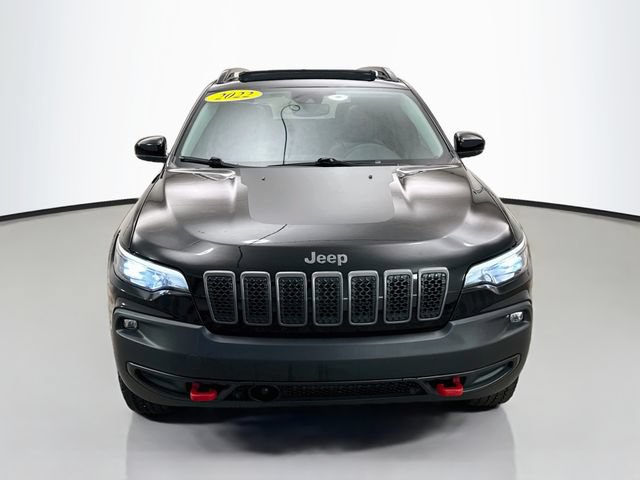 Used 2022 Jeep Cherokee Trailhawk w/ Sun, Sound & Nav Group AWD/4WD image 2