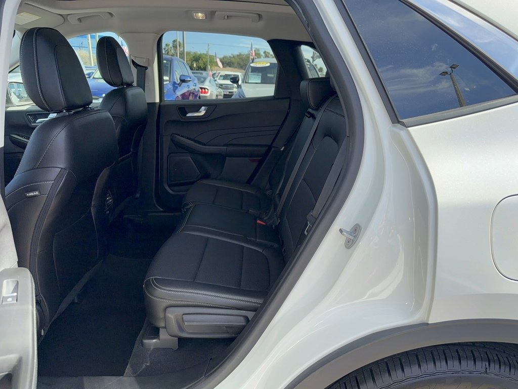 Certified 2022 Ford Escape SEL image 12