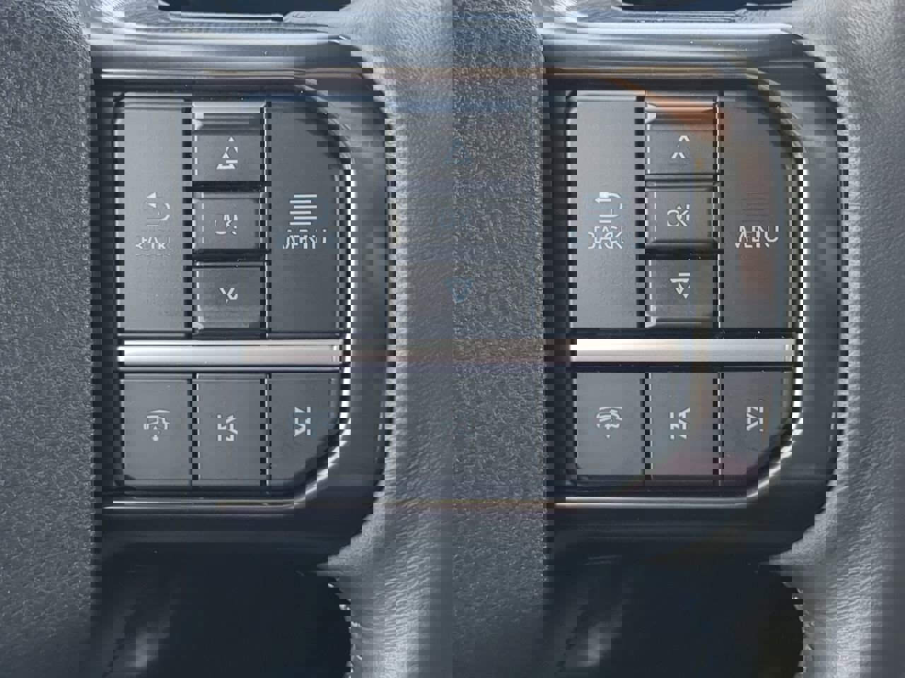 Certified 2025 Ford F450 Platinum w/ FX4 Off-Road Package image 25