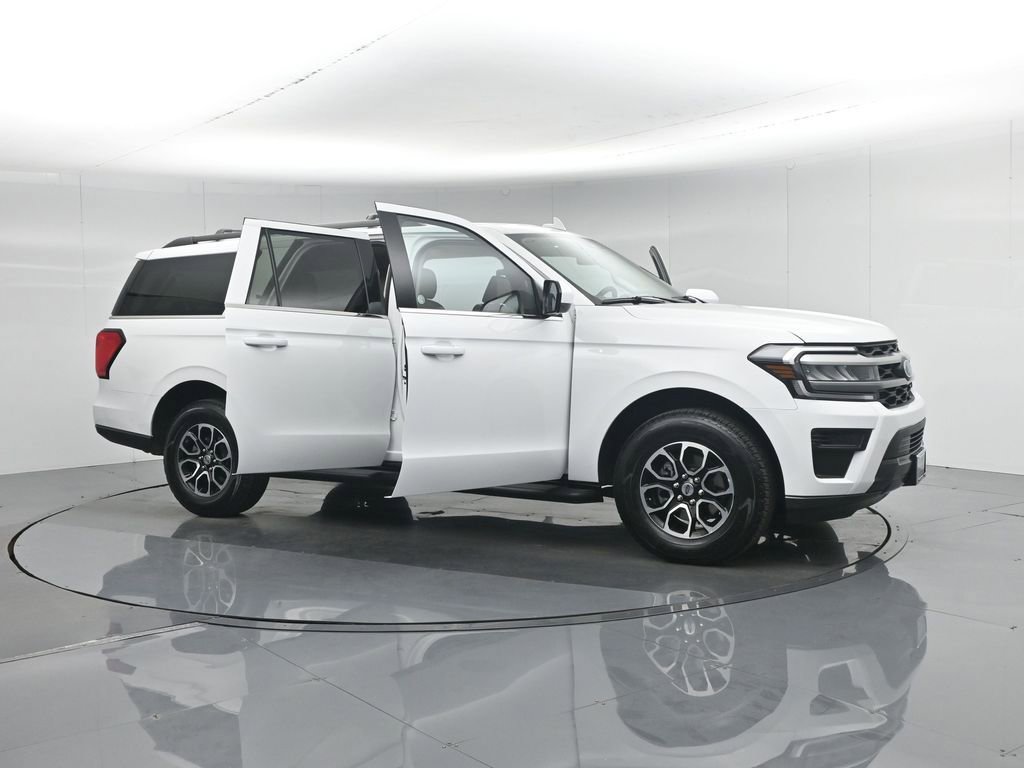 Certified 2024 Ford Expedition Max XLT image 38