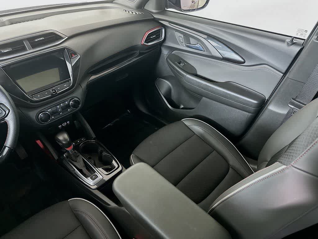 Used 2023 Chevrolet TrailBlazer RS w/ Sun and Liftgate Package AWD/4WD image 10