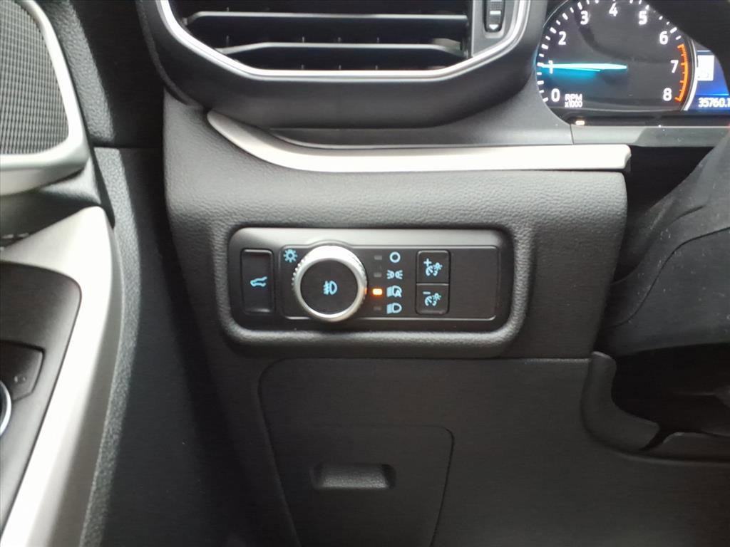 Certified 2023 Ford Explorer XLT w/ Equipment Group 202A image 17