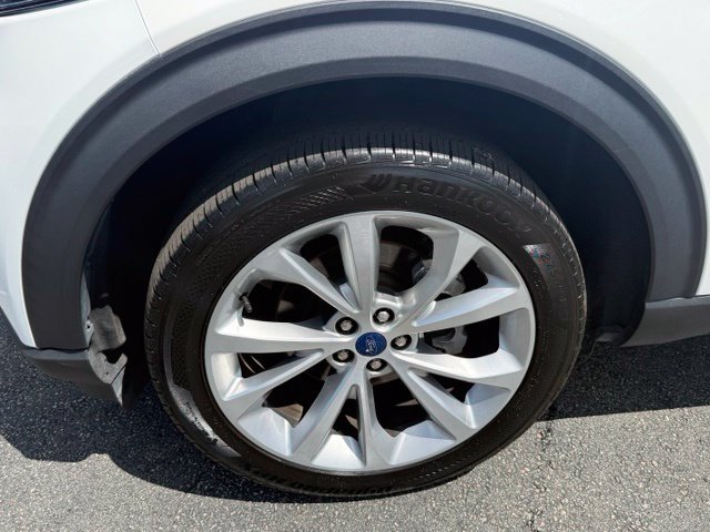 Certified 2023 Ford Explorer Platinum w/ Technology Package AWD/4WD image 22