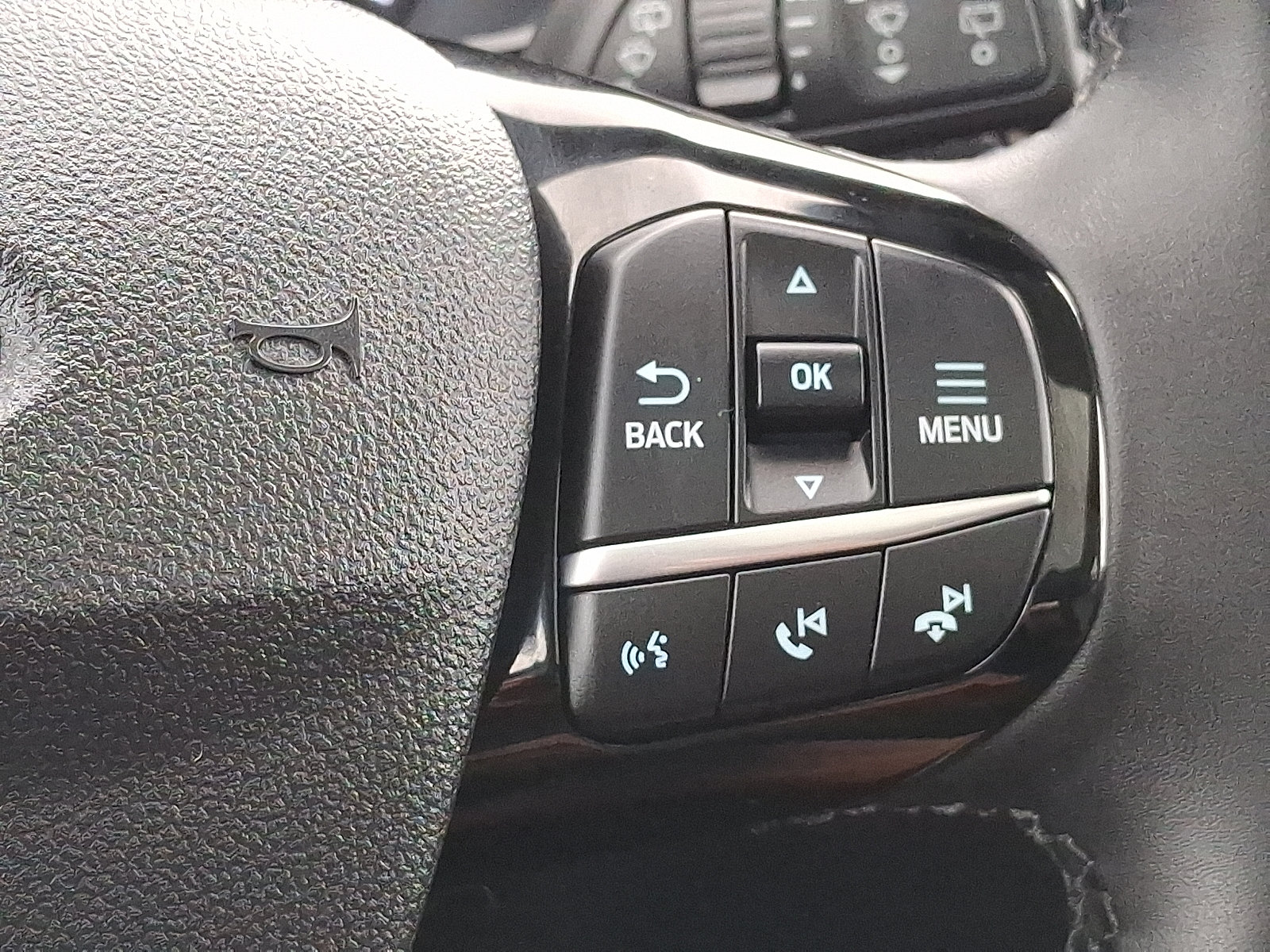 Certified 2022 Ford Escape SE w/ SE Sport Appearance Package AWD/4WD image 22