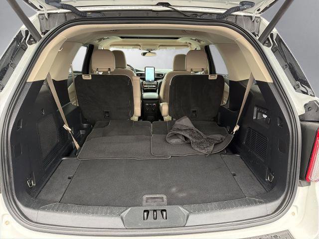Certified 2023 Ford Explorer Limited w/ Limited Technology Package image 29