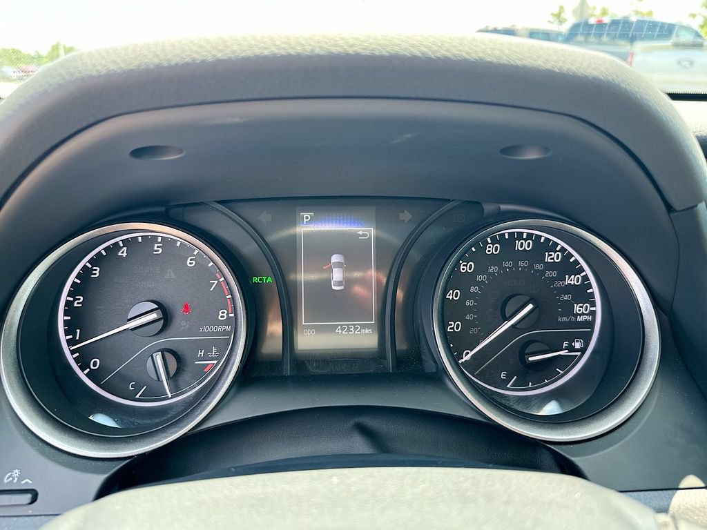 Used 2024 Toyota Camry SE FWD image 12