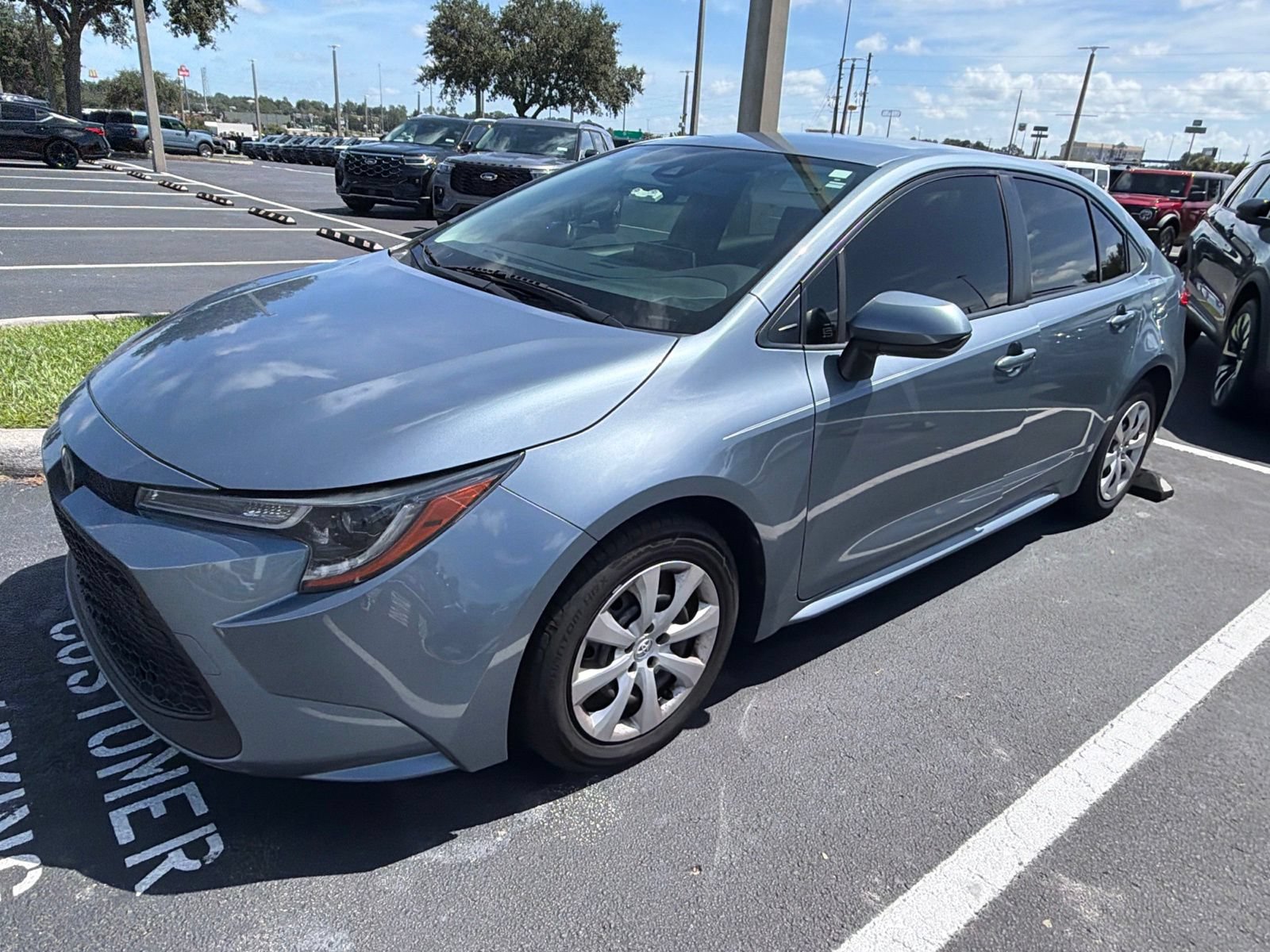 Used 2021 Toyota Corolla LE FWD image 5