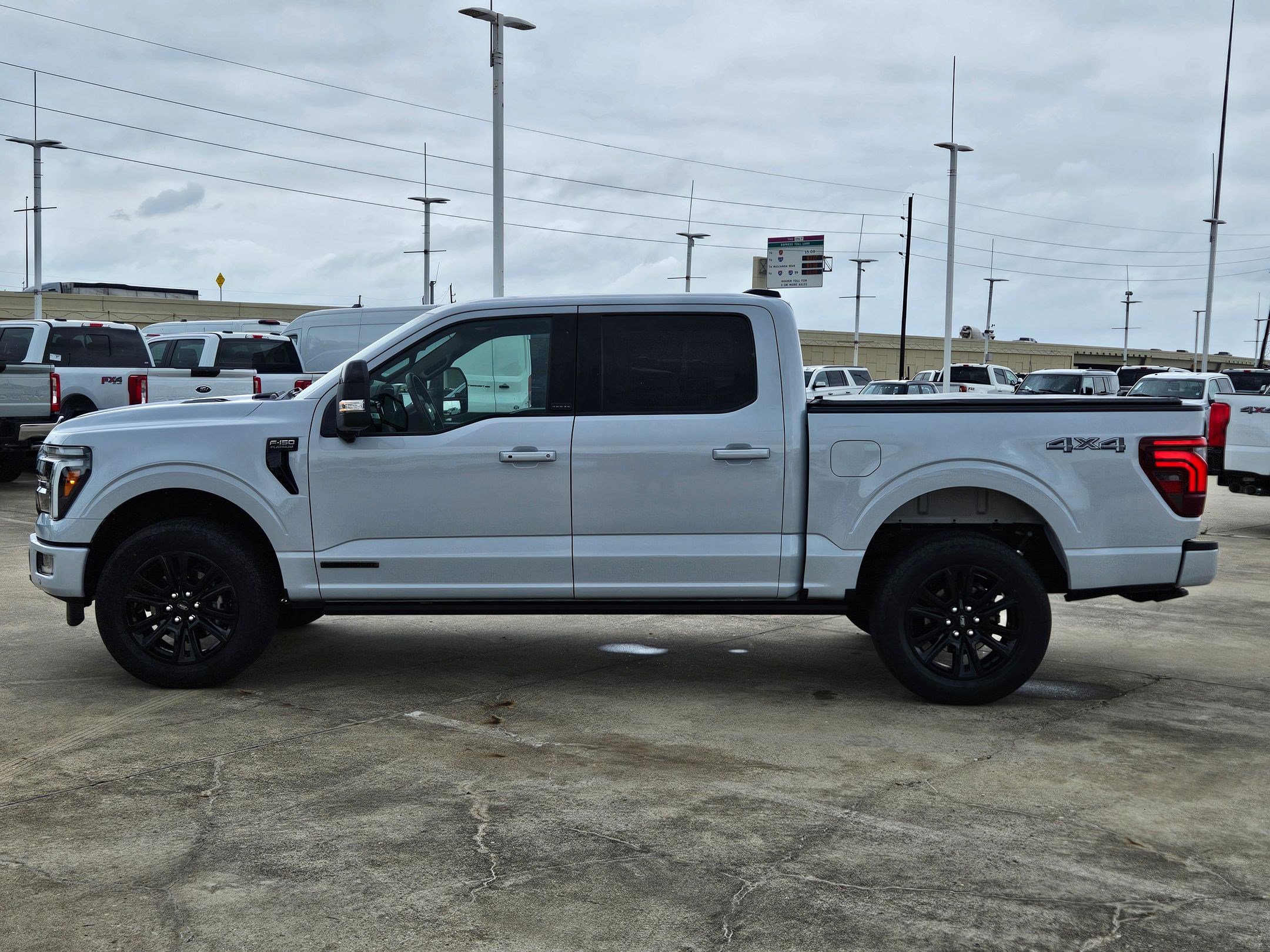 Certified 2025 Ford F150 Platinum AWD/4WD image 9
