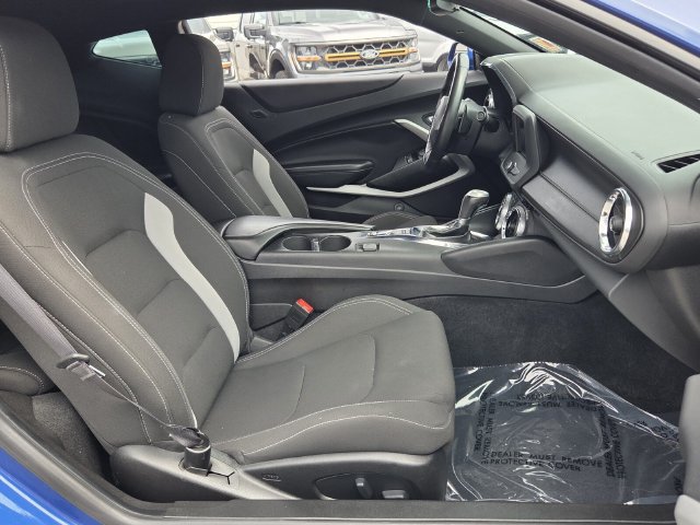 Used 2019 Chevrolet Camaro LT RWD image 17