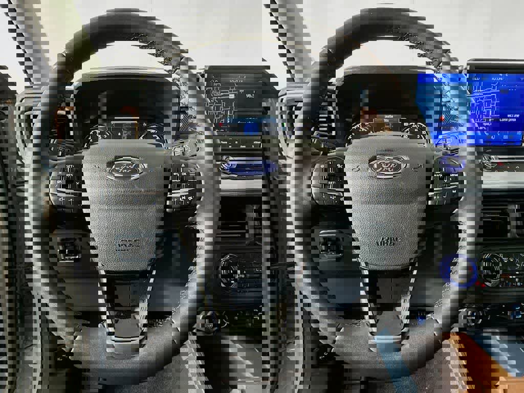 Certified 2024 Ford Maverick Lariat w/ 4K Tow Package image 18