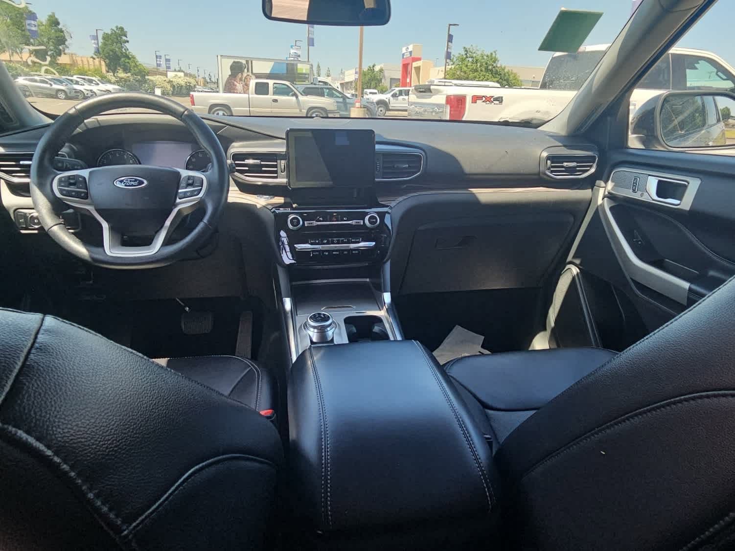 Certified 2023 Ford Explorer Limited AWD/4WD image 11