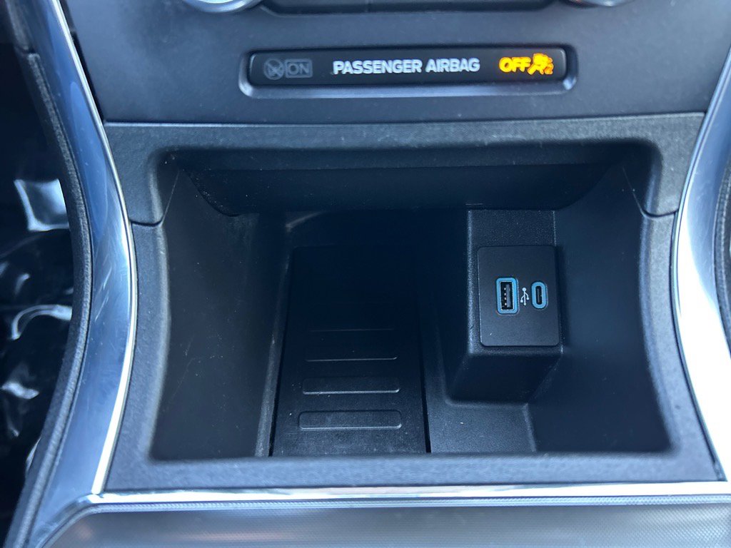 Certified 2022 Ford Edge Titanium image 29