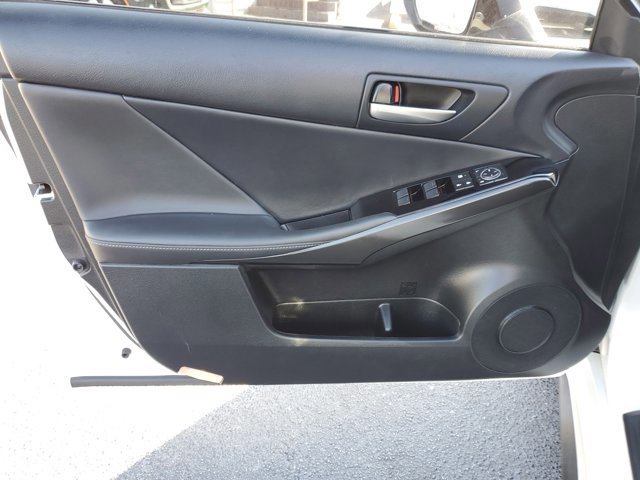 Used 2021 Lexus IS 300 w/ Accessory Package image 15