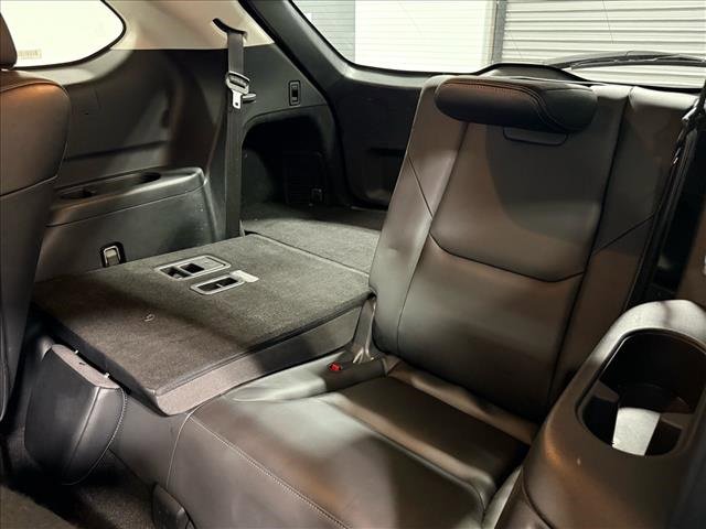 Used 2023 MAZDA CX-9 Touring image 15