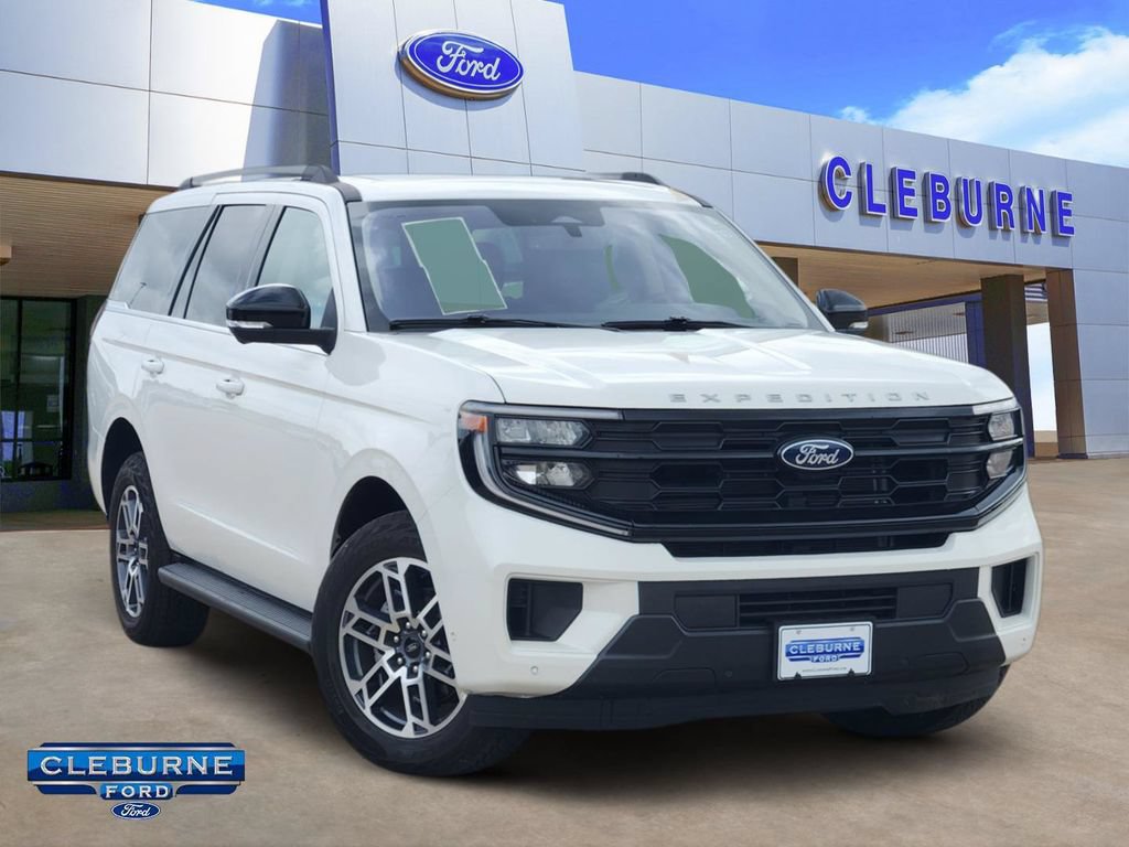 Certified 2025 Ford Expedition Active AWD/4WD image 1