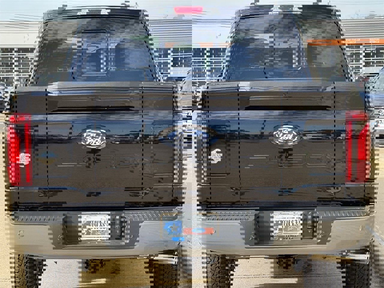 Certified 2025 Ford F150 King Ranch w/ FX4 Off-Road Package image 6