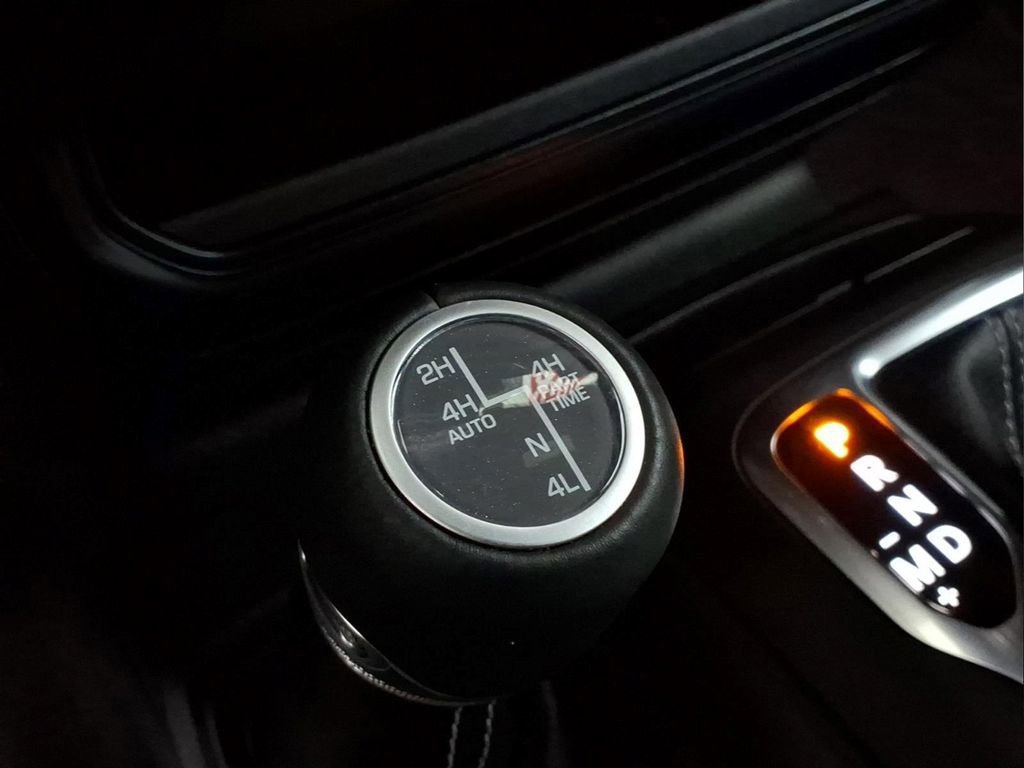 Used 2023 Jeep Wrangler Unlimited Sahara w/ Cold Weather Group AWD/4WD image 12