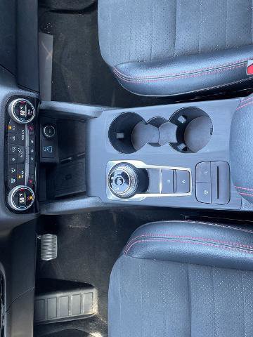 Certified 2021 Ford Escape SEL w/ SEL Stealth AWD Package image 19