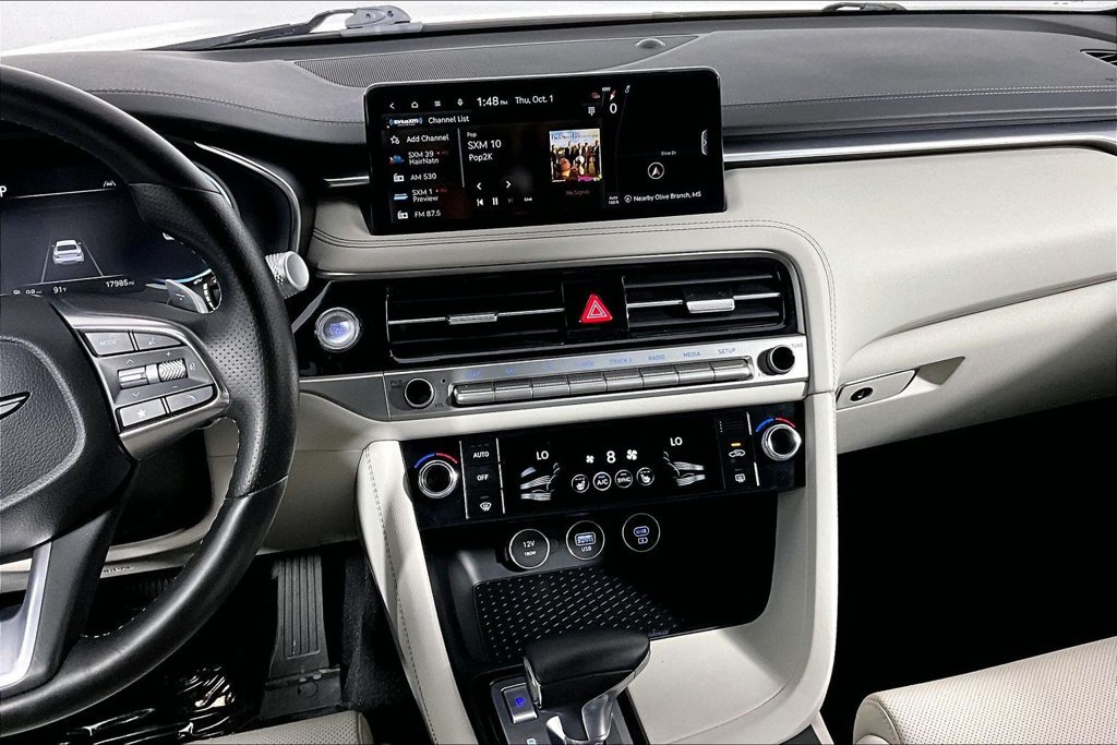 Used 2025 Genesis G70 2.5T RWD image 6