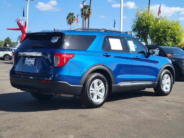 Certified 2021 Ford Explorer XLT RWD image 4