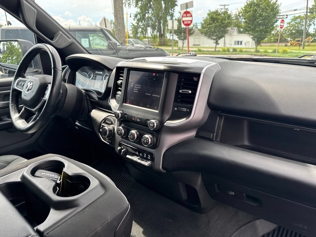 Used 2022 RAM 1500 Big Horn AWD/4WD image 39