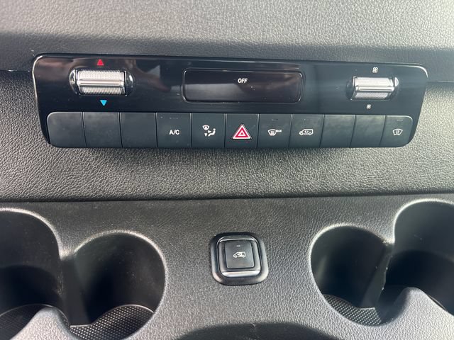 Used 2024 Mercedes-Benz Sprinter 2500 image 18