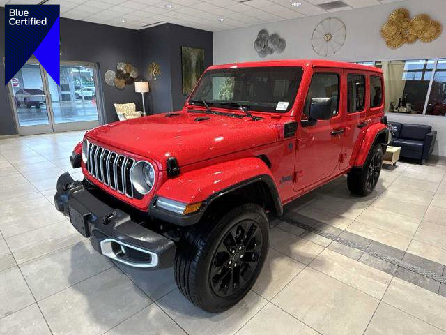 Used 2025 Jeep Wrangler Unlimited Sahara w/ Safety Group