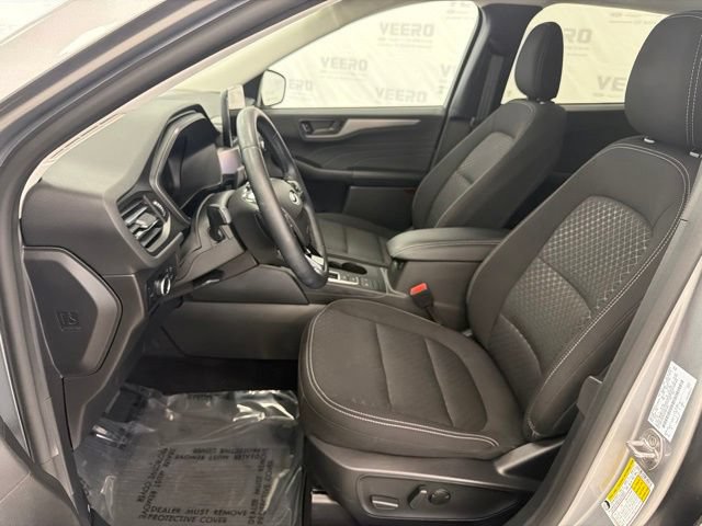 Certified 2024 Ford Escape Active AWD/4WD image 11