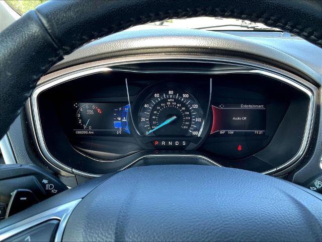 Certified 2017 Ford Fusion SE w/ Fusion SE Technology Package FWD image 13