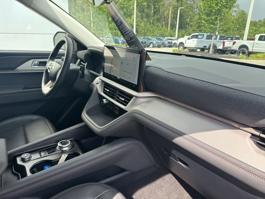 Certified 2026 Ford Explorer Active w/ Active Comfort Package RWD image 34