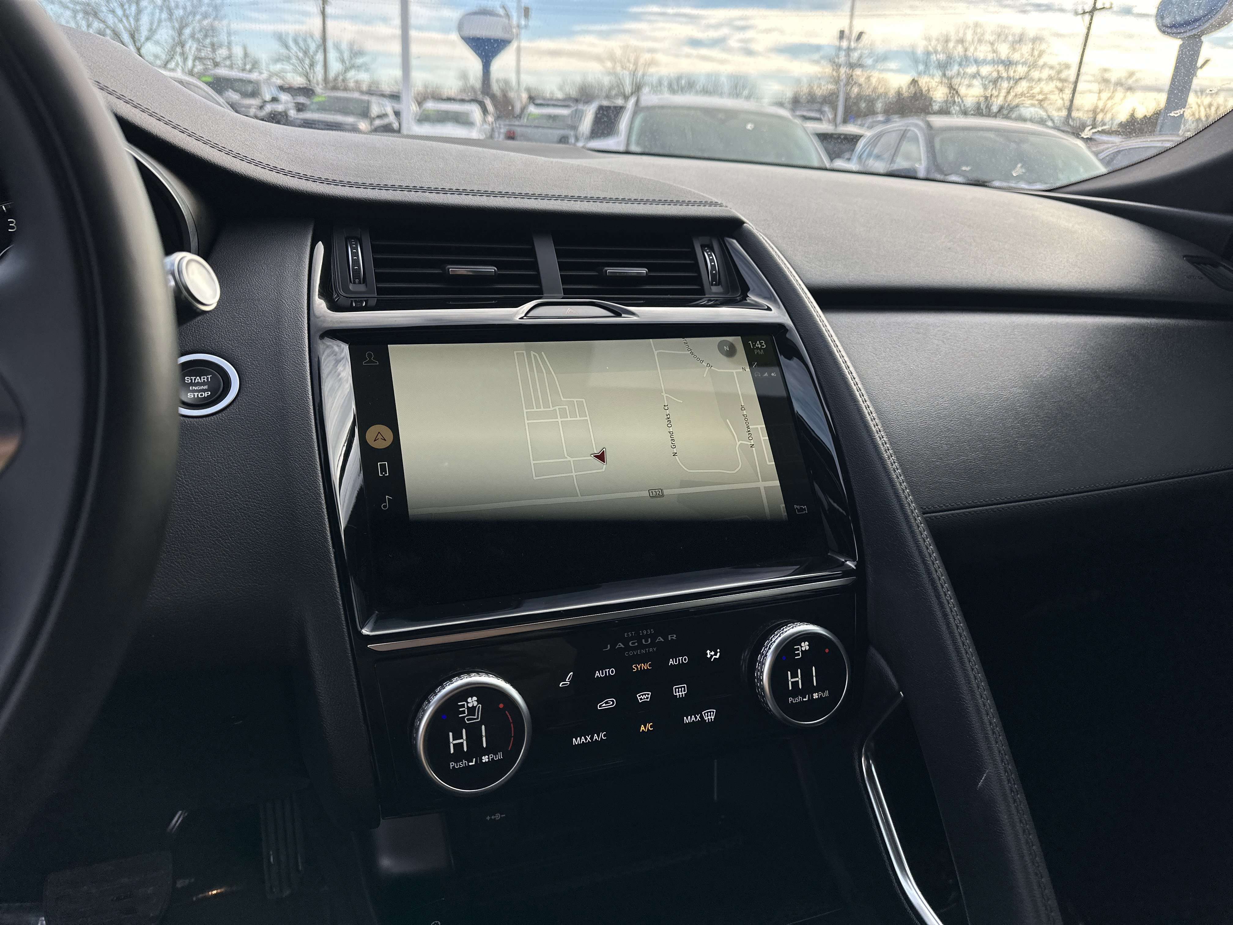 Used 2022 Jaguar E-PACE SE image 19