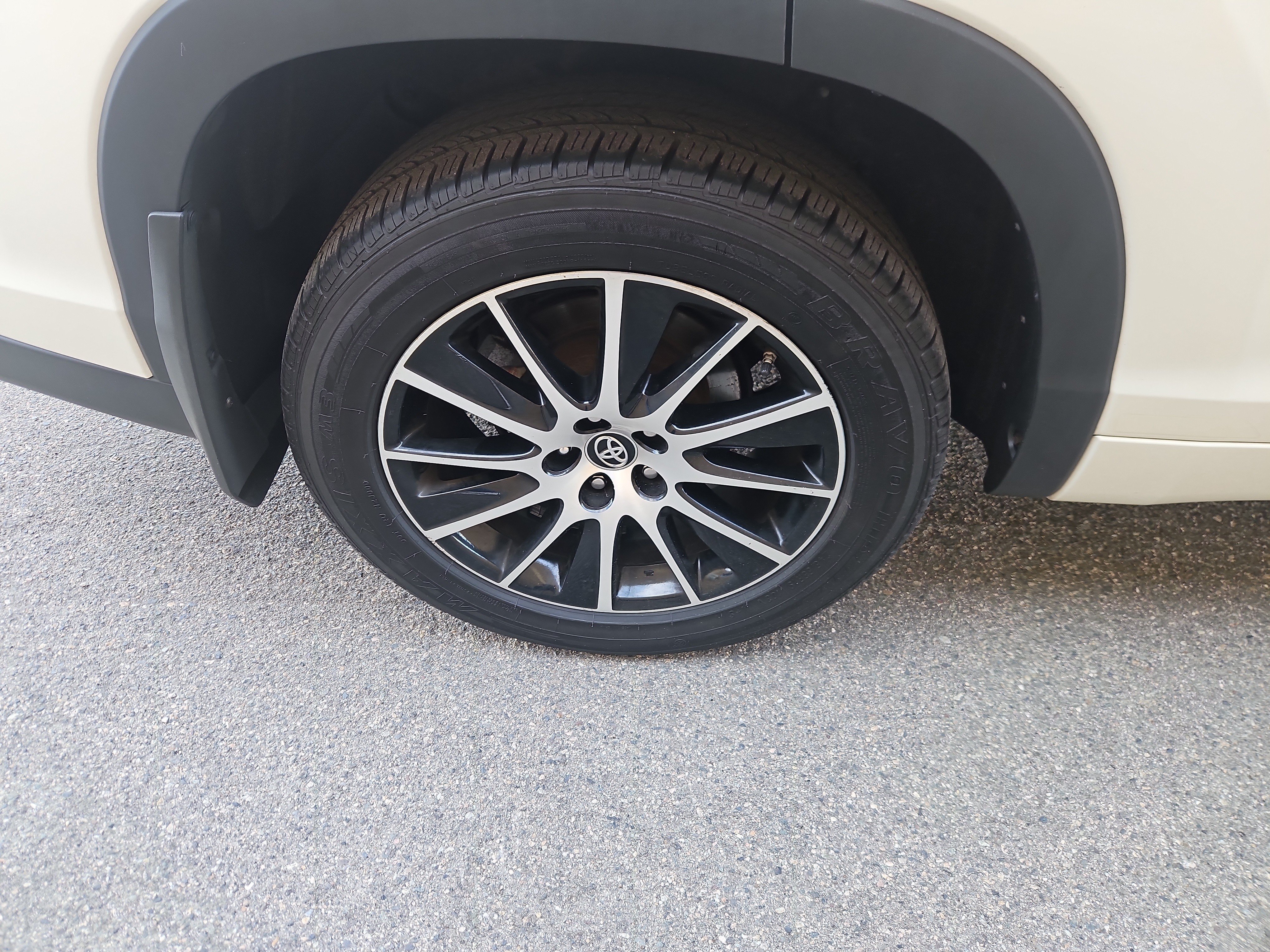 Used 2018 Toyota Highlander SE AWD/4WD image 29