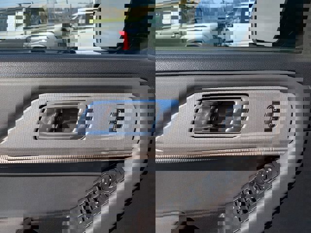 Certified 2025 Ford Explorer Active w/ Active Comfort Package image 13