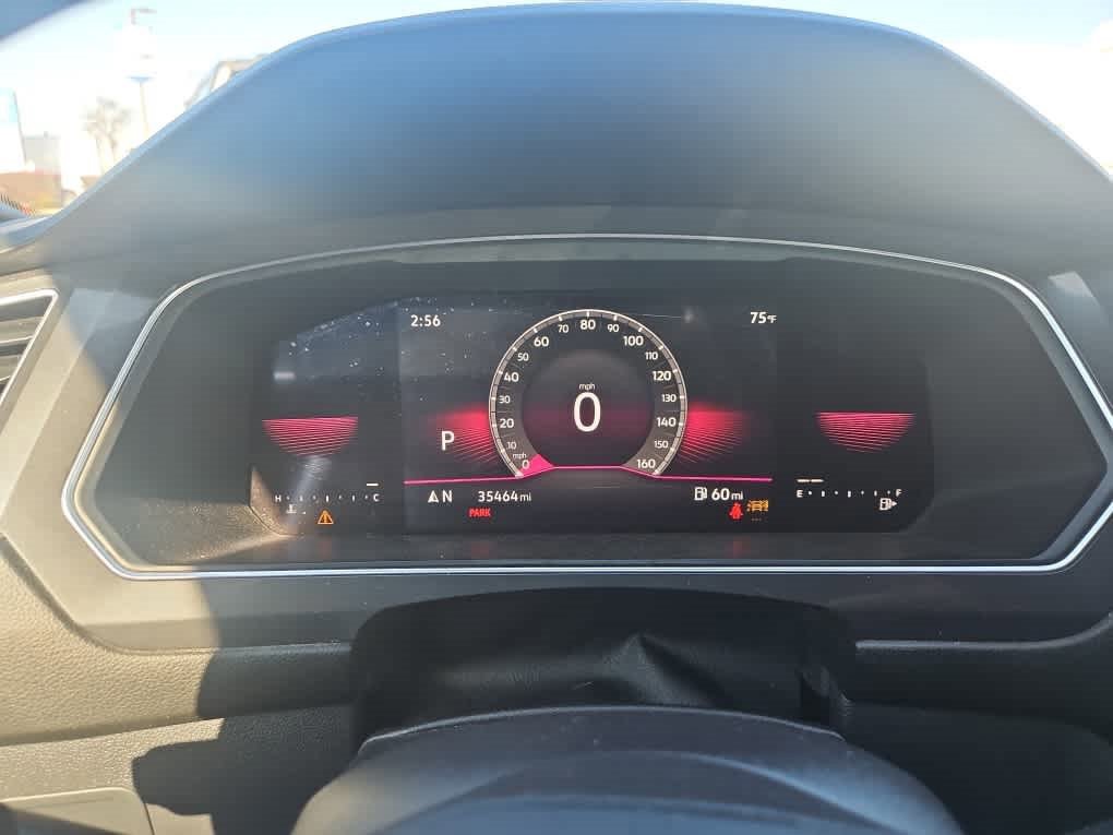 Used 2022 Volkswagen Tiguan SE R-Line image 19