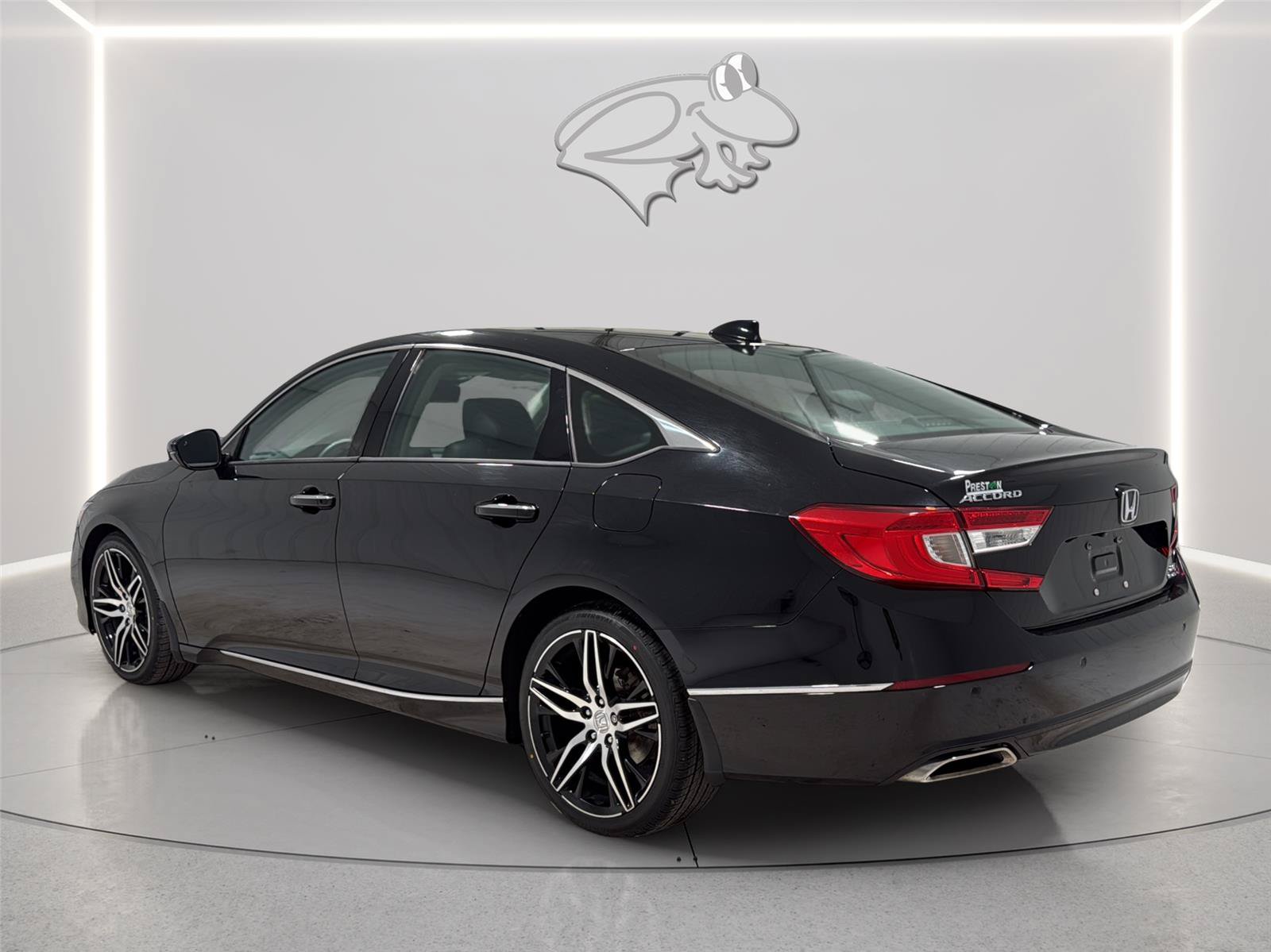 Used 2021 Honda Accord Touring image 7