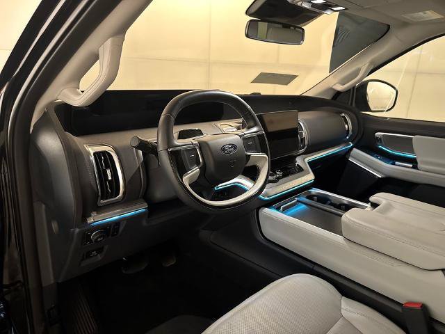 Certified 2025 Ford Expedition Platinum AWD/4WD image 5