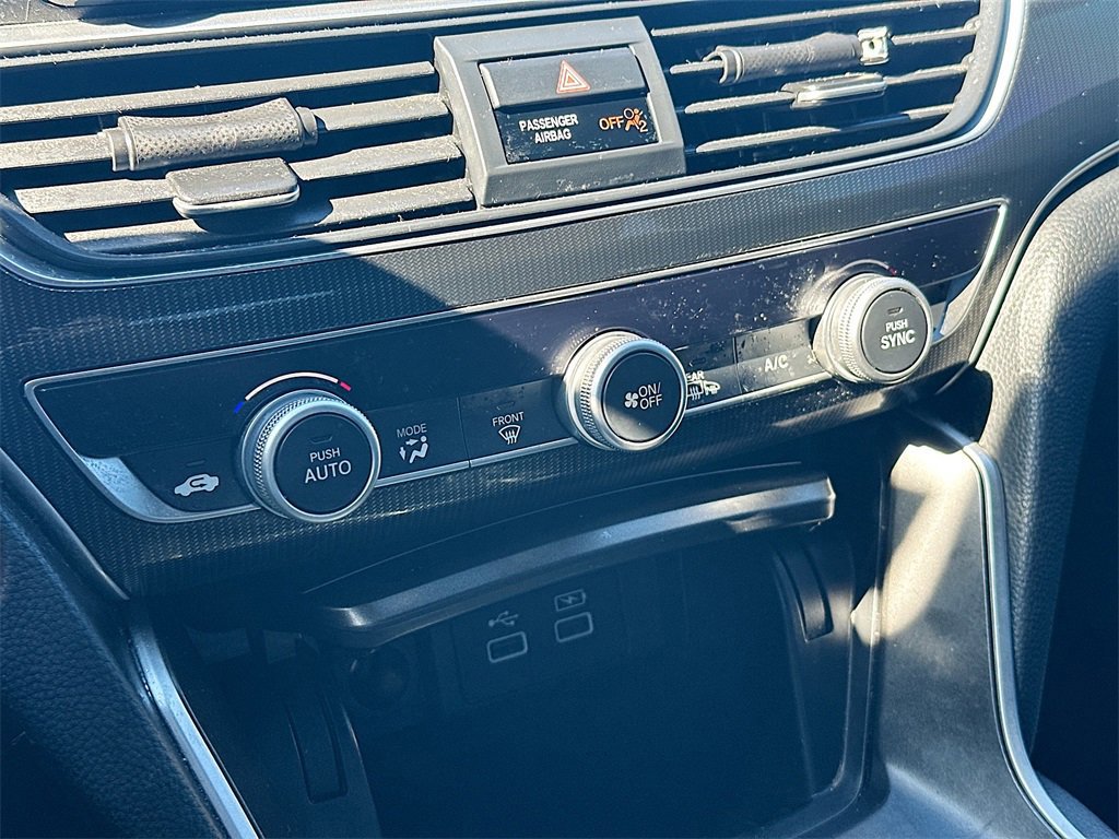 Used 2022 Honda Accord Sport image 15