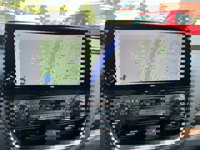 Used 2025 Toyota Grand Highlander AWD image 30