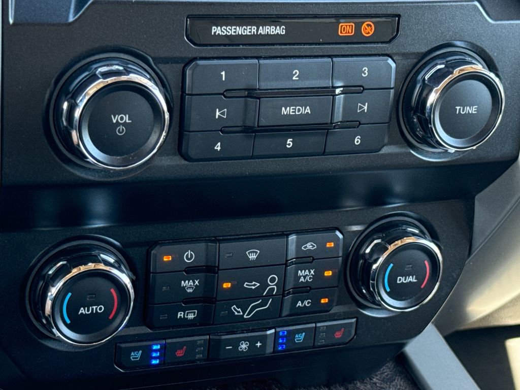 Certified 2019 Ford F350 Lariat w/ Lariat Ultimate Package image 23