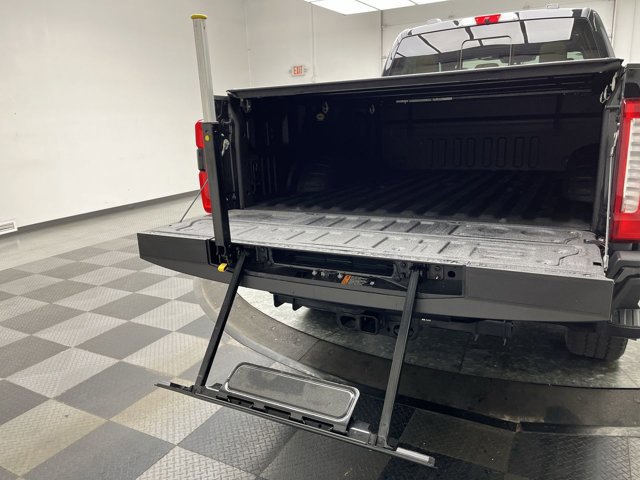 Certified 2024 Ford F250 Lariat w/ Lariat Ultimate Package AWD/4WD image 36