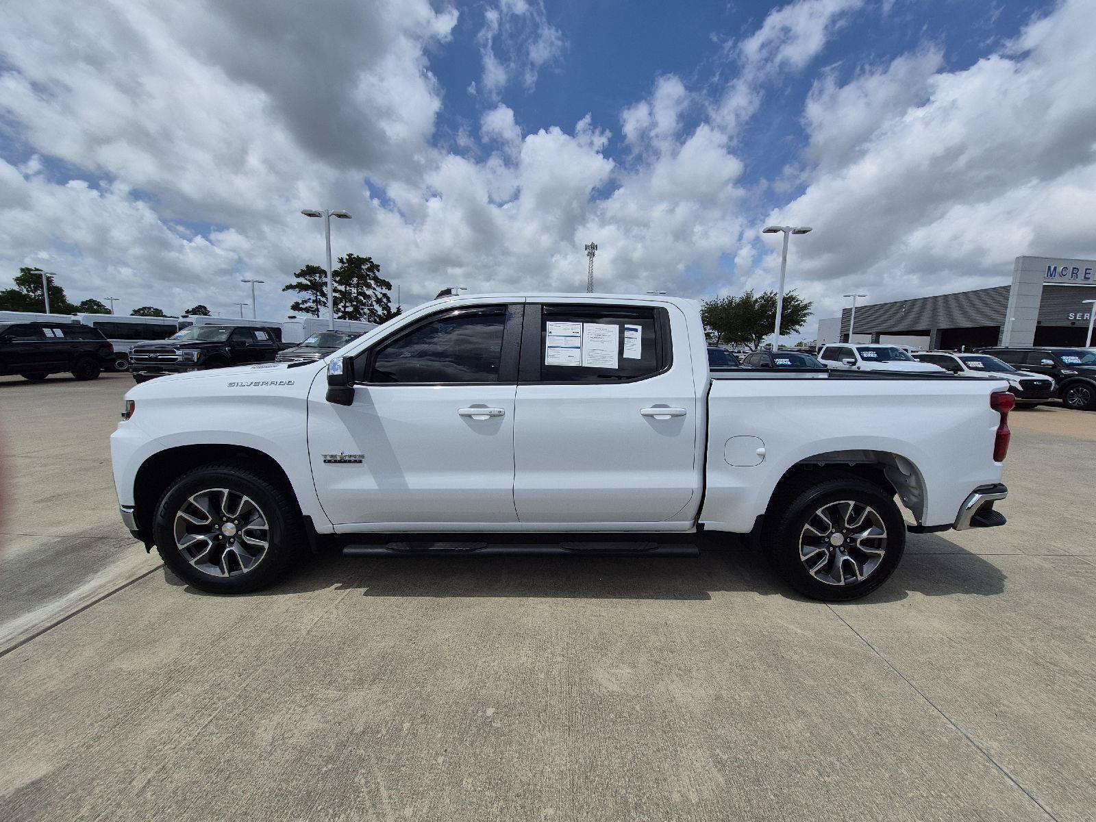 Used 2022 Chevrolet Silverado 1500 LT w/ Convenience Package II RWD image 13