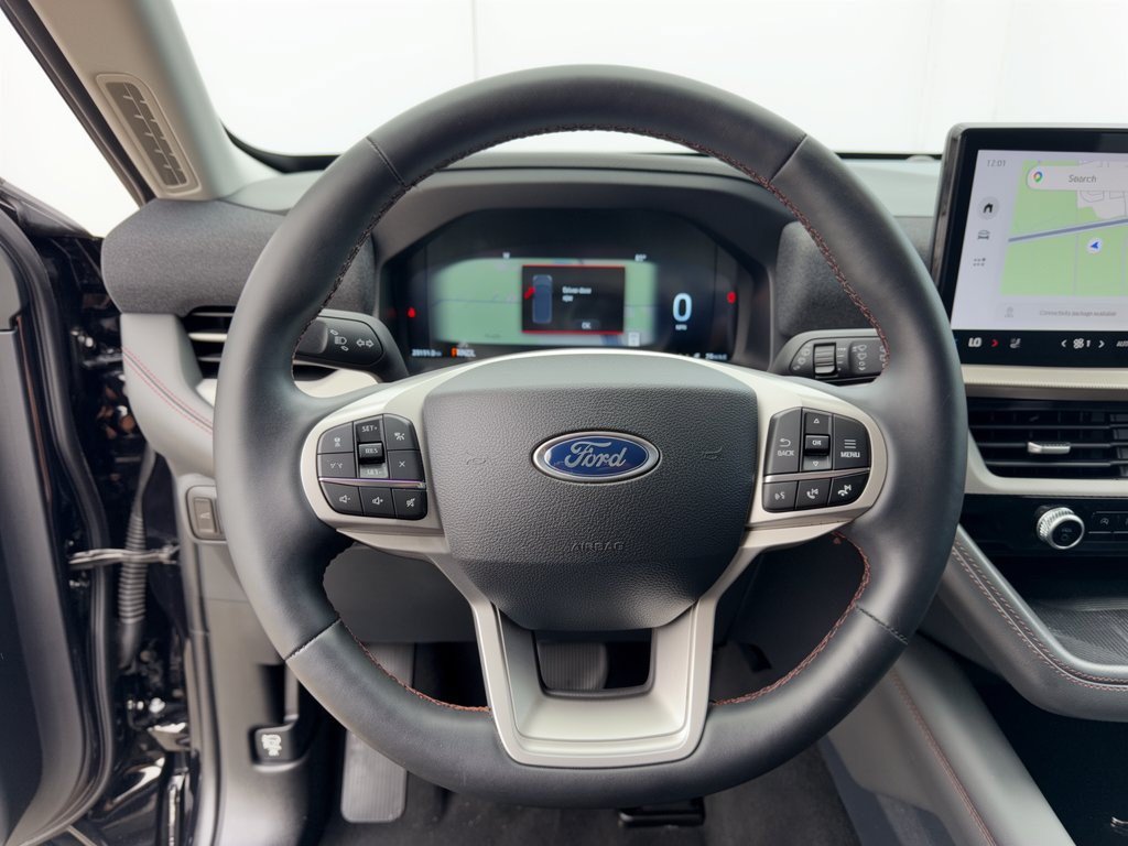 Certified 2025 Ford Explorer Active w/ Active Comfort Package AWD/4WD image 10