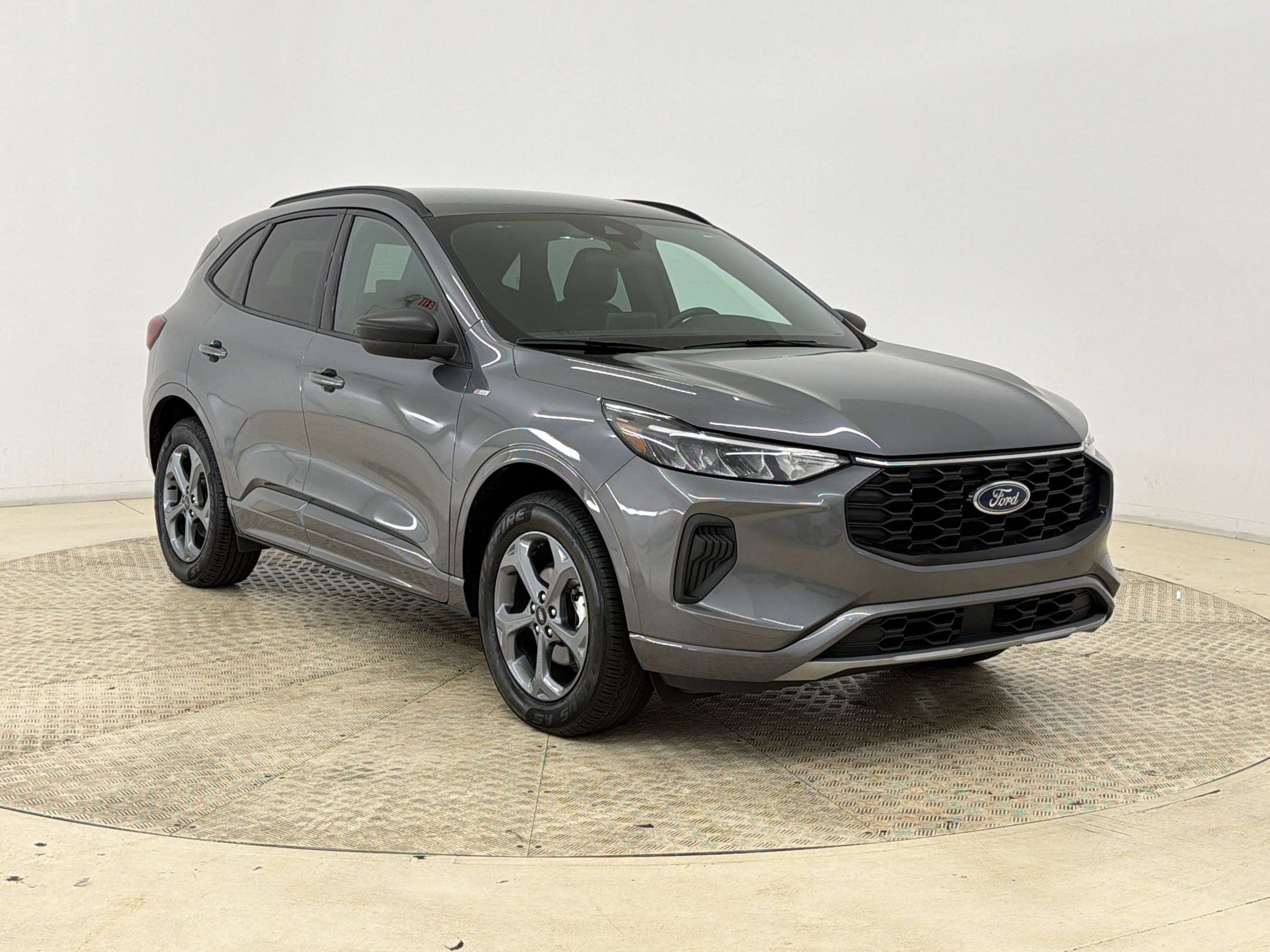 Certified 2024 Ford Escape ST-Line AWD/4WD image 7