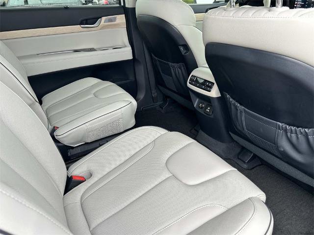 Used 2025 Hyundai Palisade Limited image 20