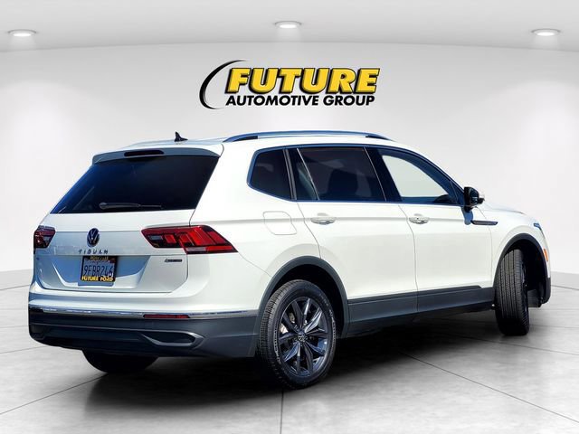 Used 2023 Volkswagen Tiguan SE AWD/4WD image 5