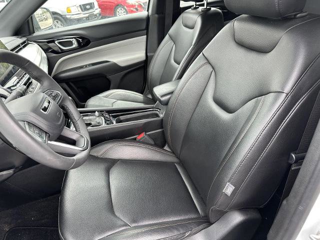 Used 2023 Jeep Compass Limited AWD/4WD image 14