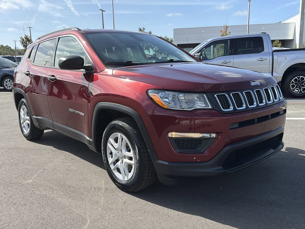 Used 2021 Jeep Compass Sport image 2