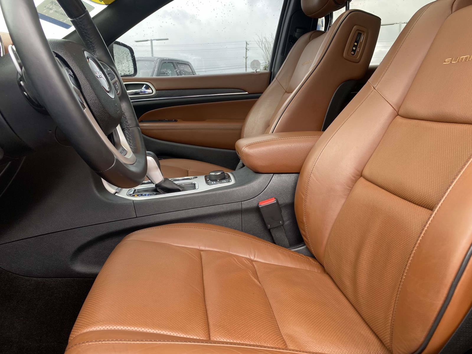 Used 2018 Jeep Grand Cherokee Summit w/ Platinum Series Group AWD/4WD image 16
